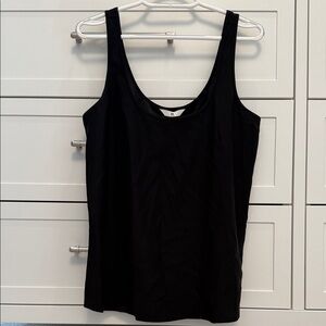 Classic Black Women's Silk Tank Top- Banana Republic